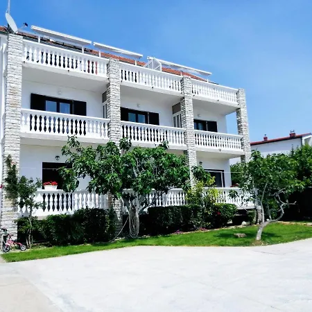 Tiho&marija Apartman *