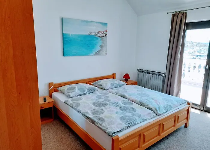 Tiho&marija דירה *